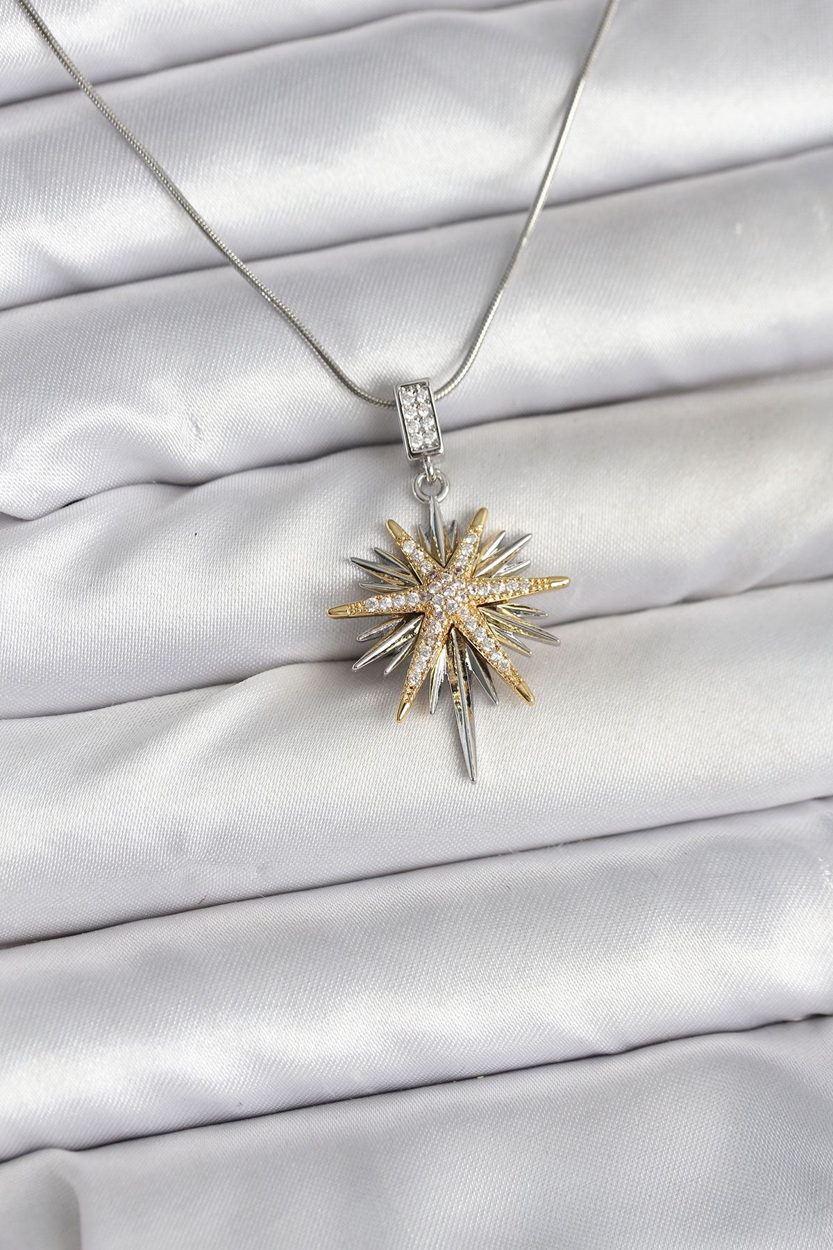 YRTCL 316L Çelik Zincir Gümüş Renk Kutup Yıldızı Model Kadın Kolye