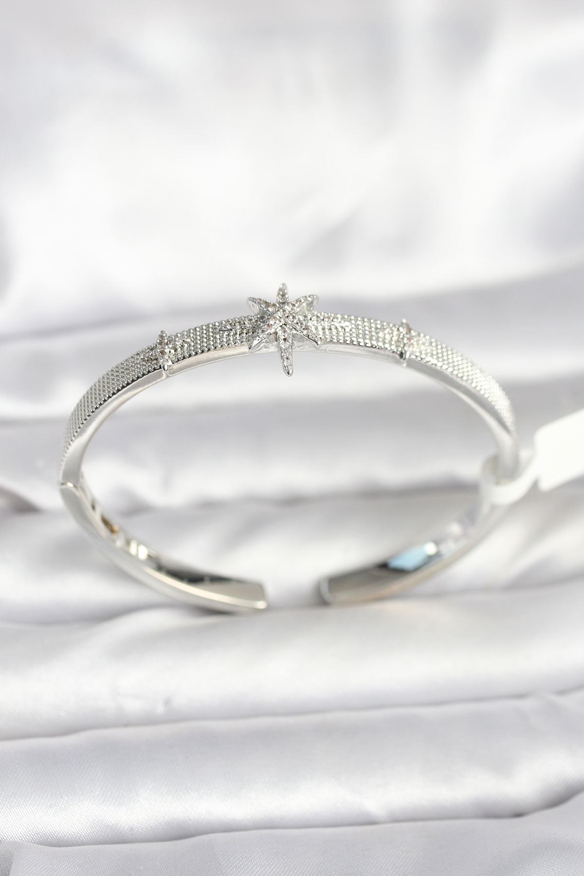 YRTCL Pirinç Gümüş Renk Kutup Yıldızı Model Kadın Kelepçe Bileklik