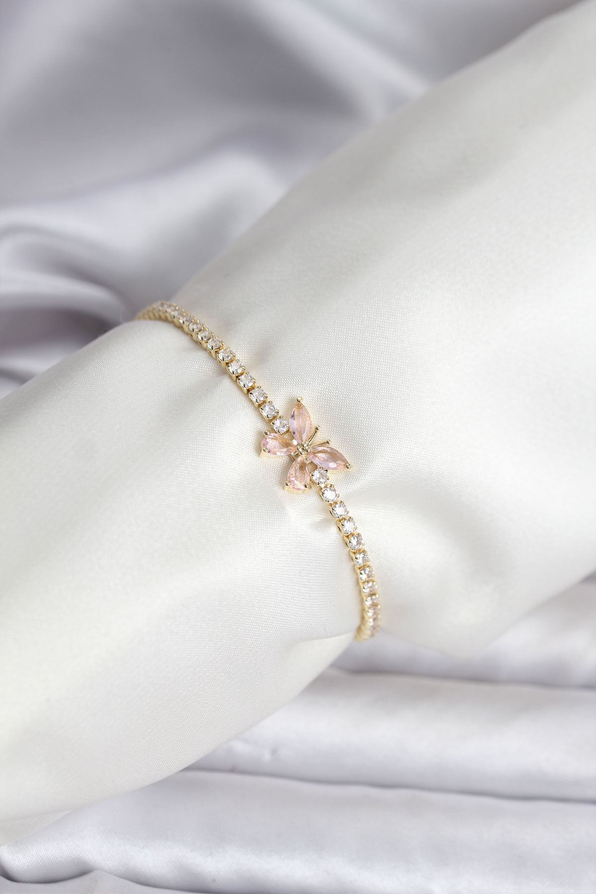 YRTCL Kelebek Model Zirkon Taşlı Gold Renk Pirinç Su Yolu Kadın Bileklik