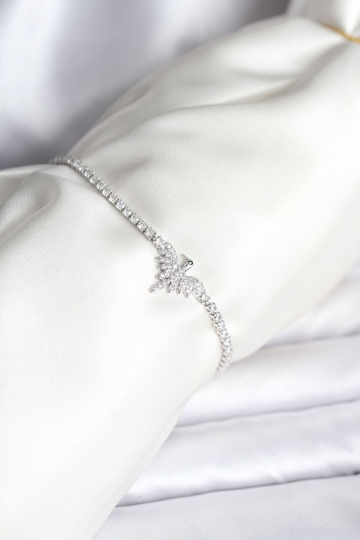 YRTCL Anka Kuşu Model Zirkon Taşlı Gümüş Renk Pirinç Su Yolu Kadın Bileklik