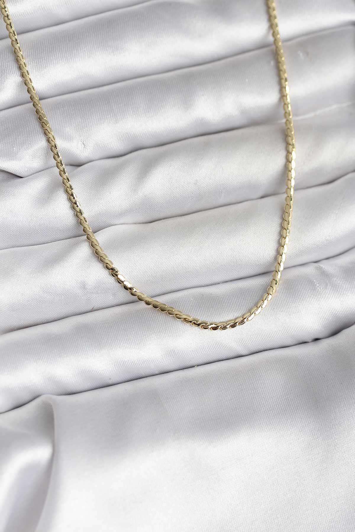 YRTCL 14K Gold Renk Kaplama Ezme Zincir Model CM Kadın Kolye