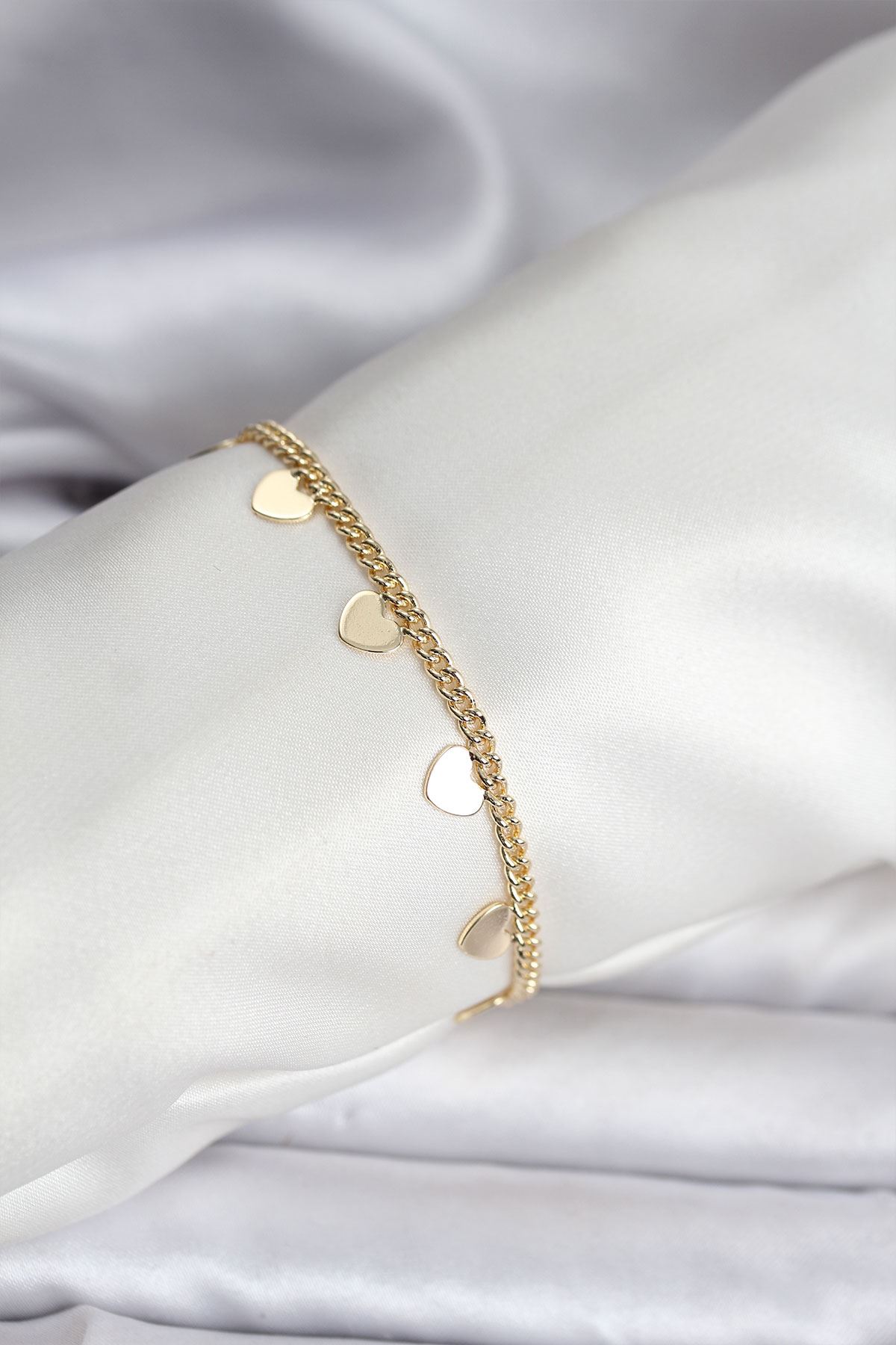 YRTCL 14K Gold Renk Kaplama Kalpli Model CM Kadın Bileklik