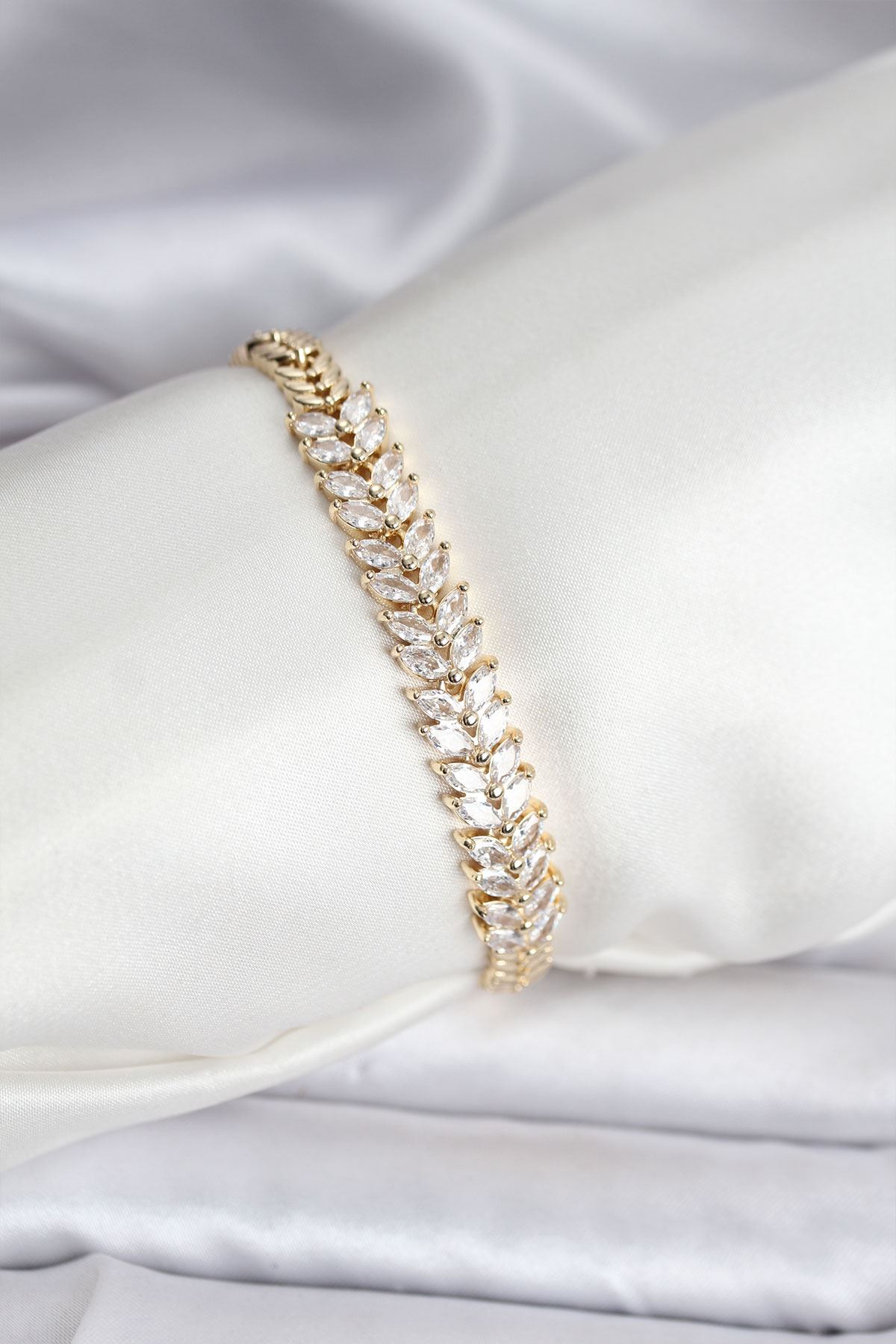 YRTCL 14K Gold Renk Kaplama Başak Model Zirkon Taşlı CM Kadın Bileklik