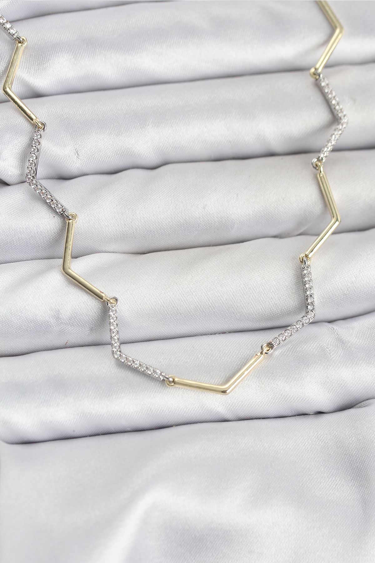 YRTCL VIP Seri Zikzak Model Kadın Kolye