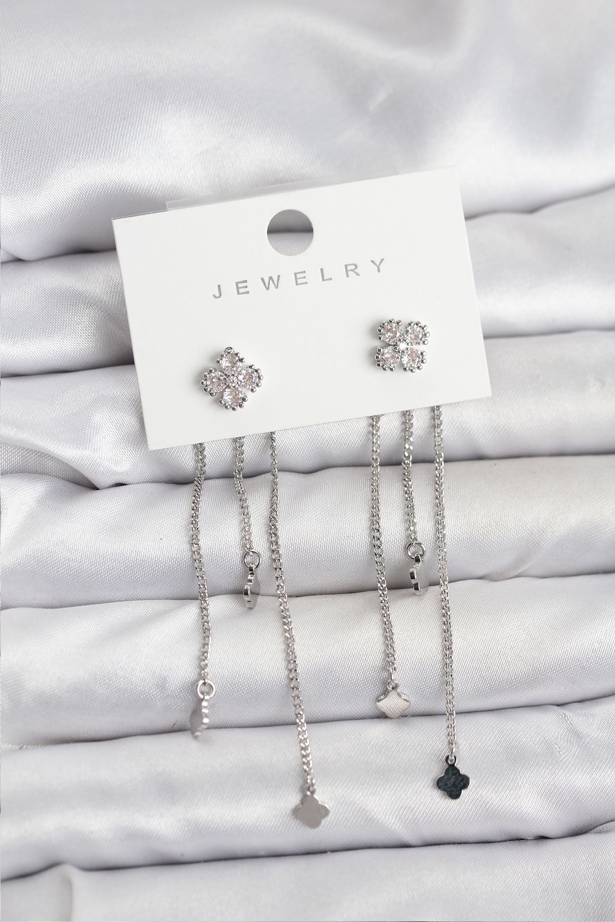 YRTCL Pirinç Gümüş Renk Yonca Model Sallantılı Kadın Küpe