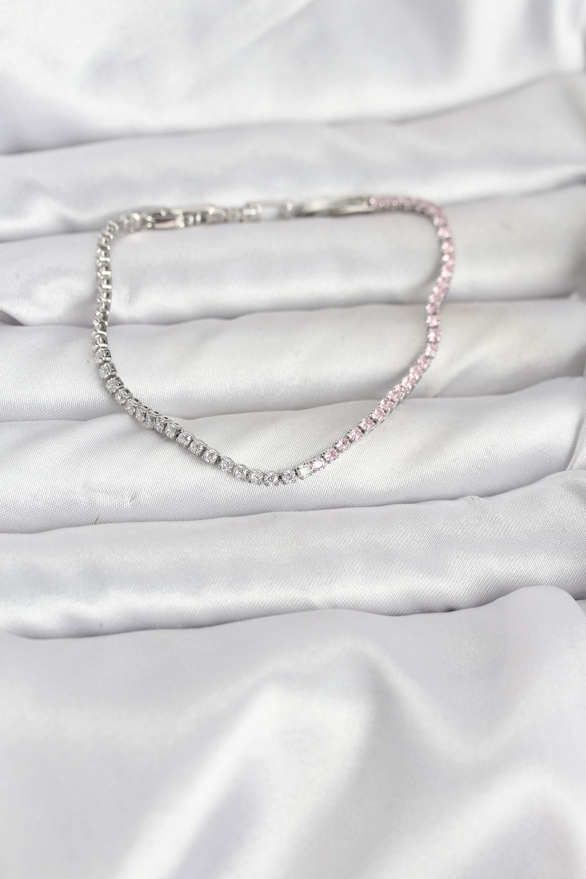 YRTCL Pembe ve Beyaz Zirkon Taşlı Gümüş Renk Su Yolu Kadın Bileklik