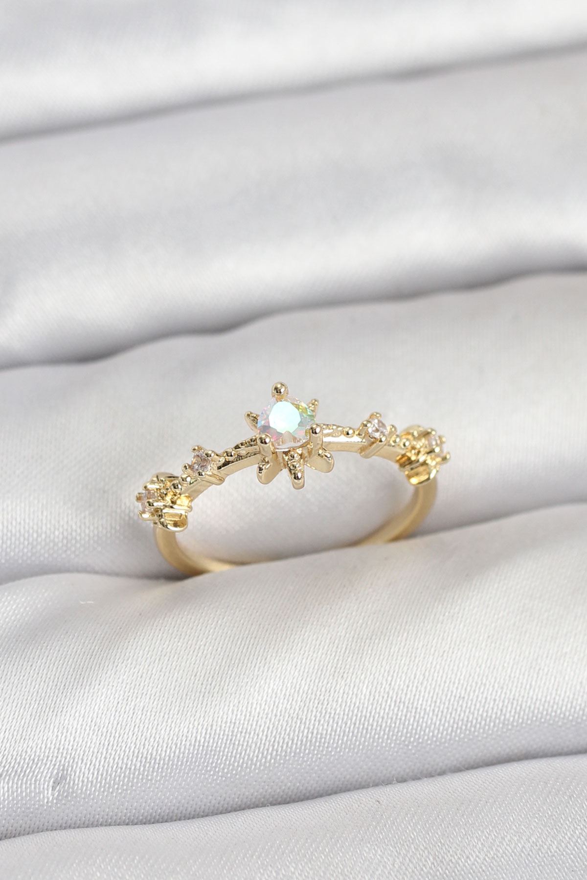 YRTCL Gold Renk Pirinç Yıldız Model Kadın Yüzük