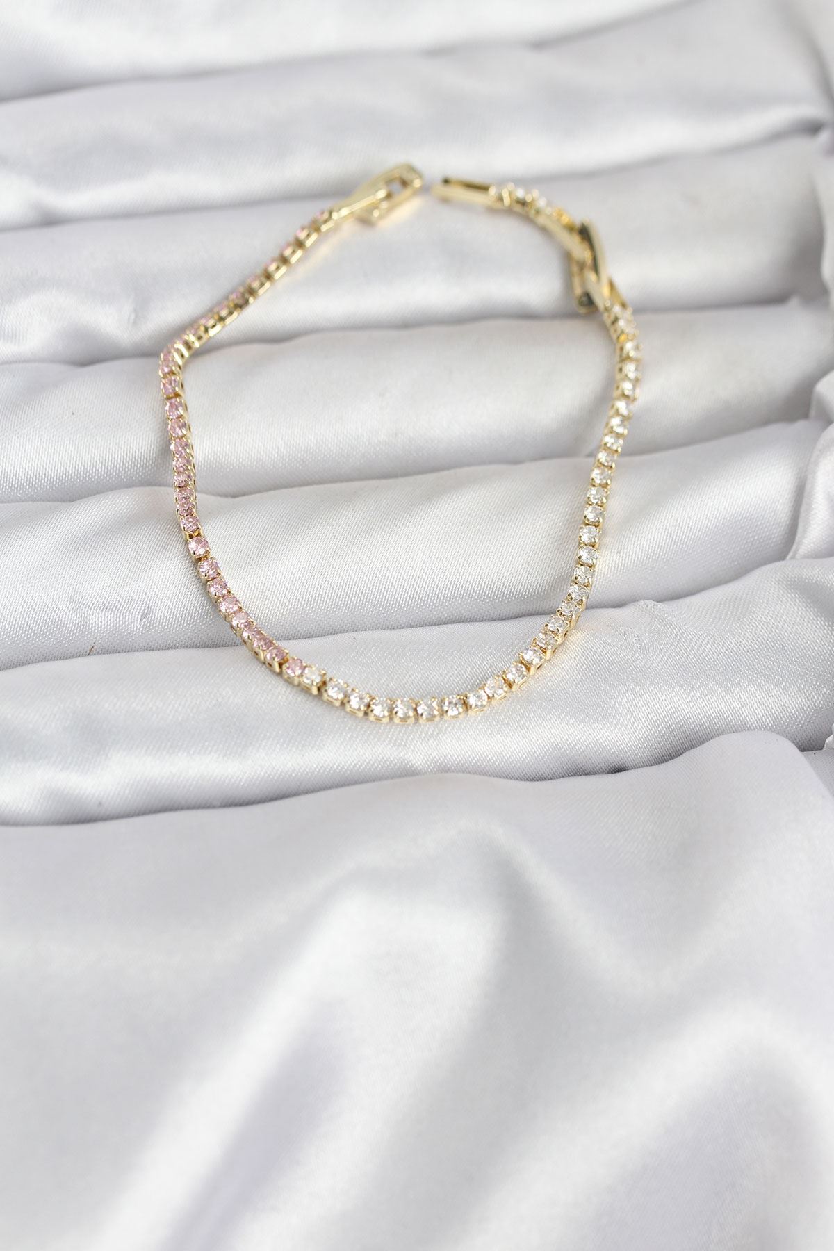 YRTCL Pembe ve Beyaz Zirkon Taşlı Gold Renk Su Yolu Kadın Bileklik