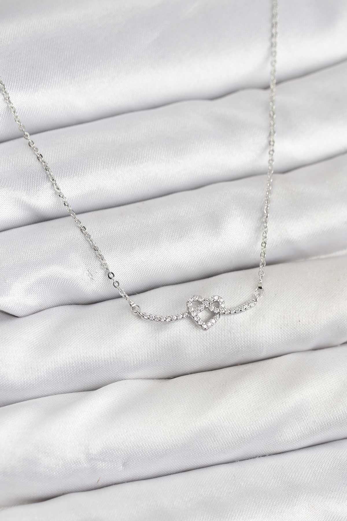 YRTCL Pirinç Gümüş Renk Düğüm Kalp Model Kadın Kolye