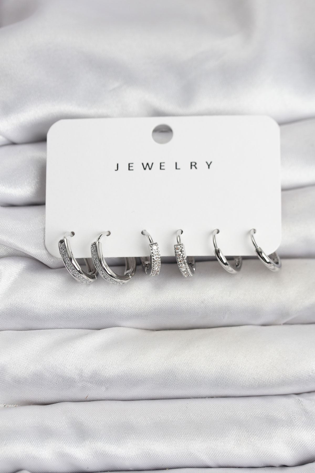 YRTCL Zirkon Taşlı Gümüş Renk Pirinç Kadın Küpe Seti