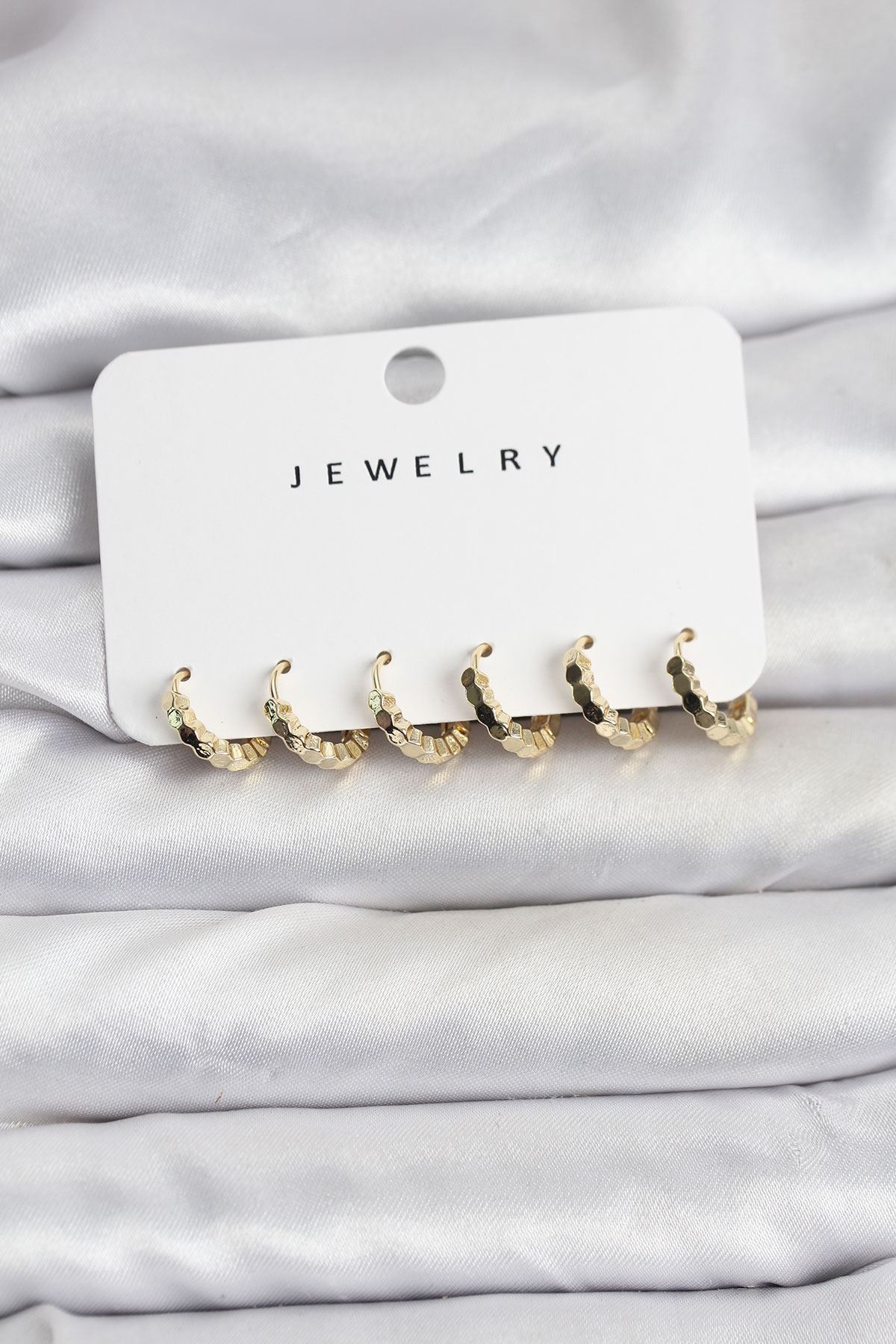 YRTCL Gold Renk Pirinç Minimal Petek Detaylı Kadın Küpe Seti