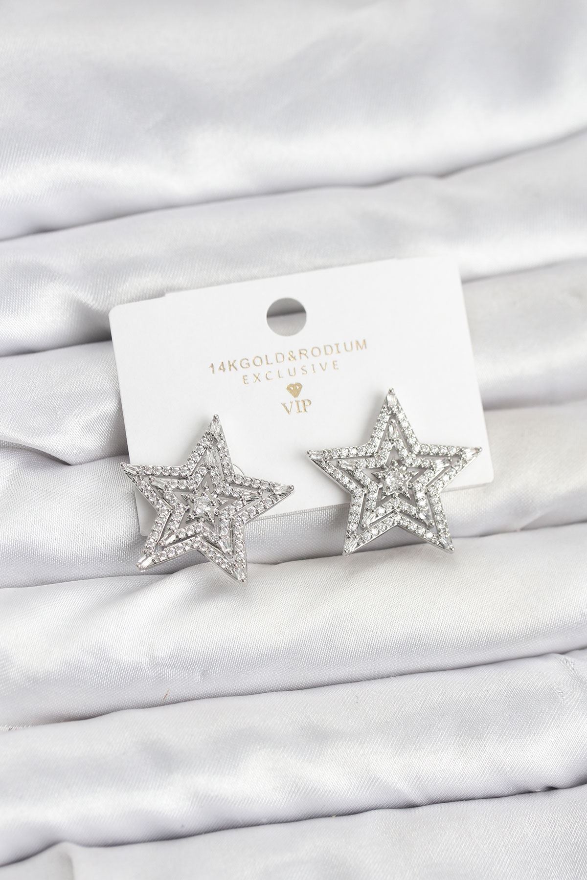 YRTCL Gümüş Renk Pirinç Zirkon Taşlı Yıldız Model Kadın Küpe