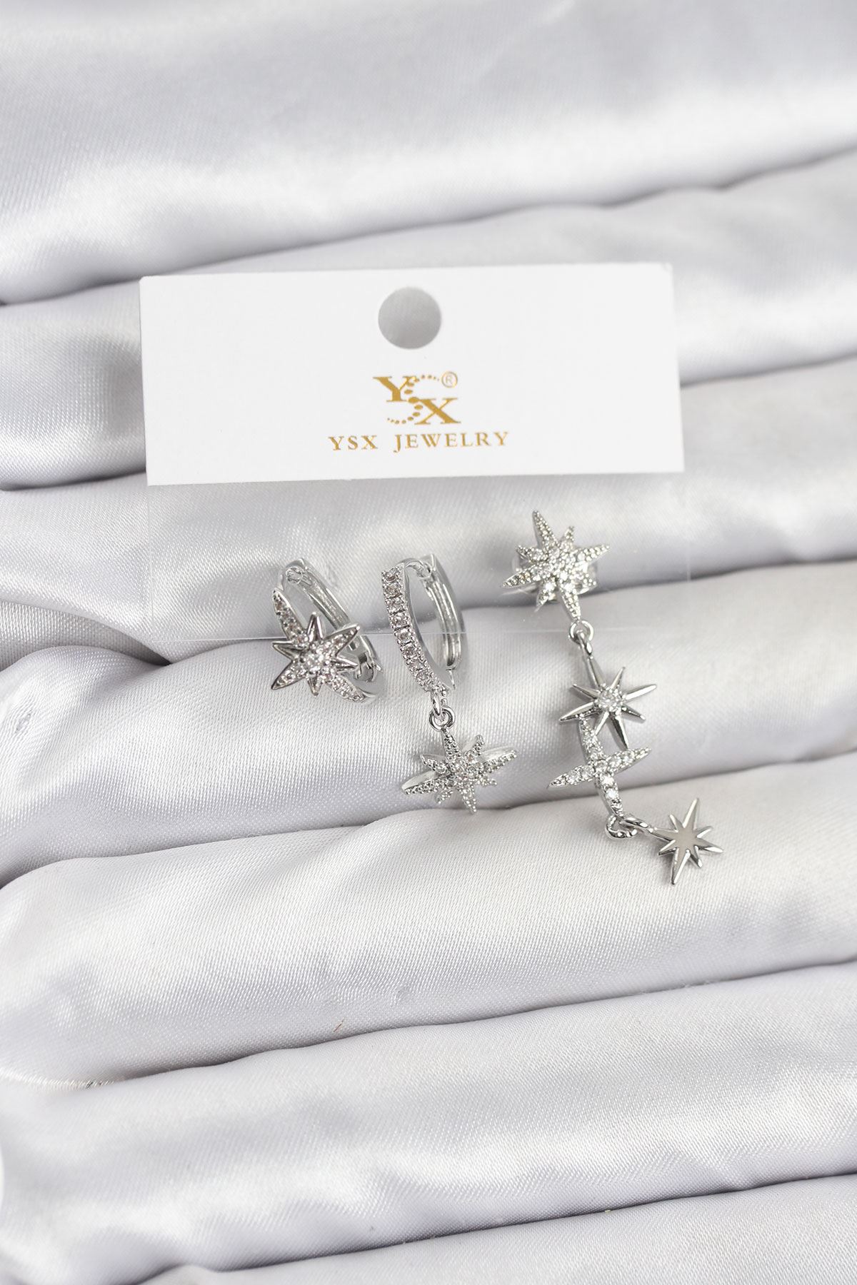 YRTCL Pirinç Gümüş Renk Zirkon Taşlı Kutup Yıldızı Model YSX Trio Küpe Seti