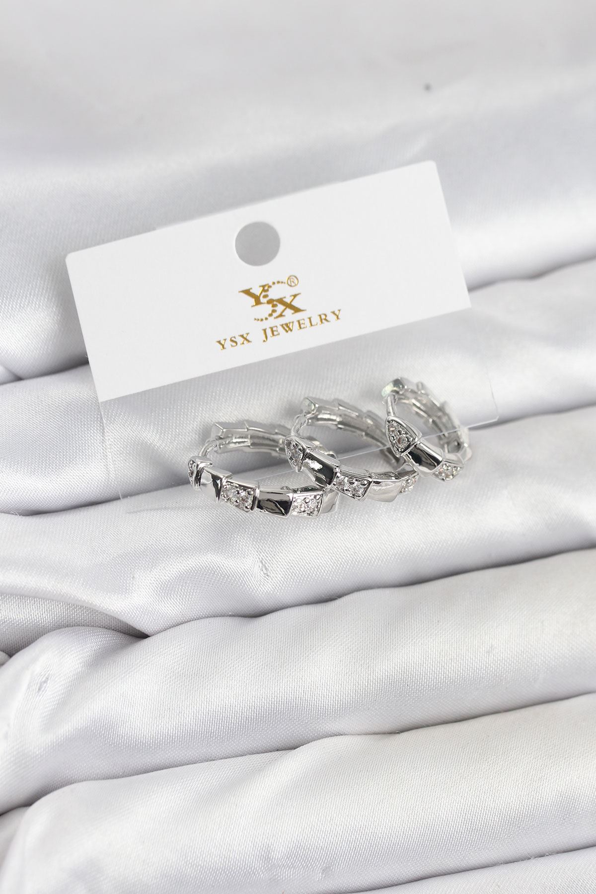 YRTCL Pirinç Gümüş Renk Zirkon Taşlı Halka Yılan Model YSX Trio Küpe Seti