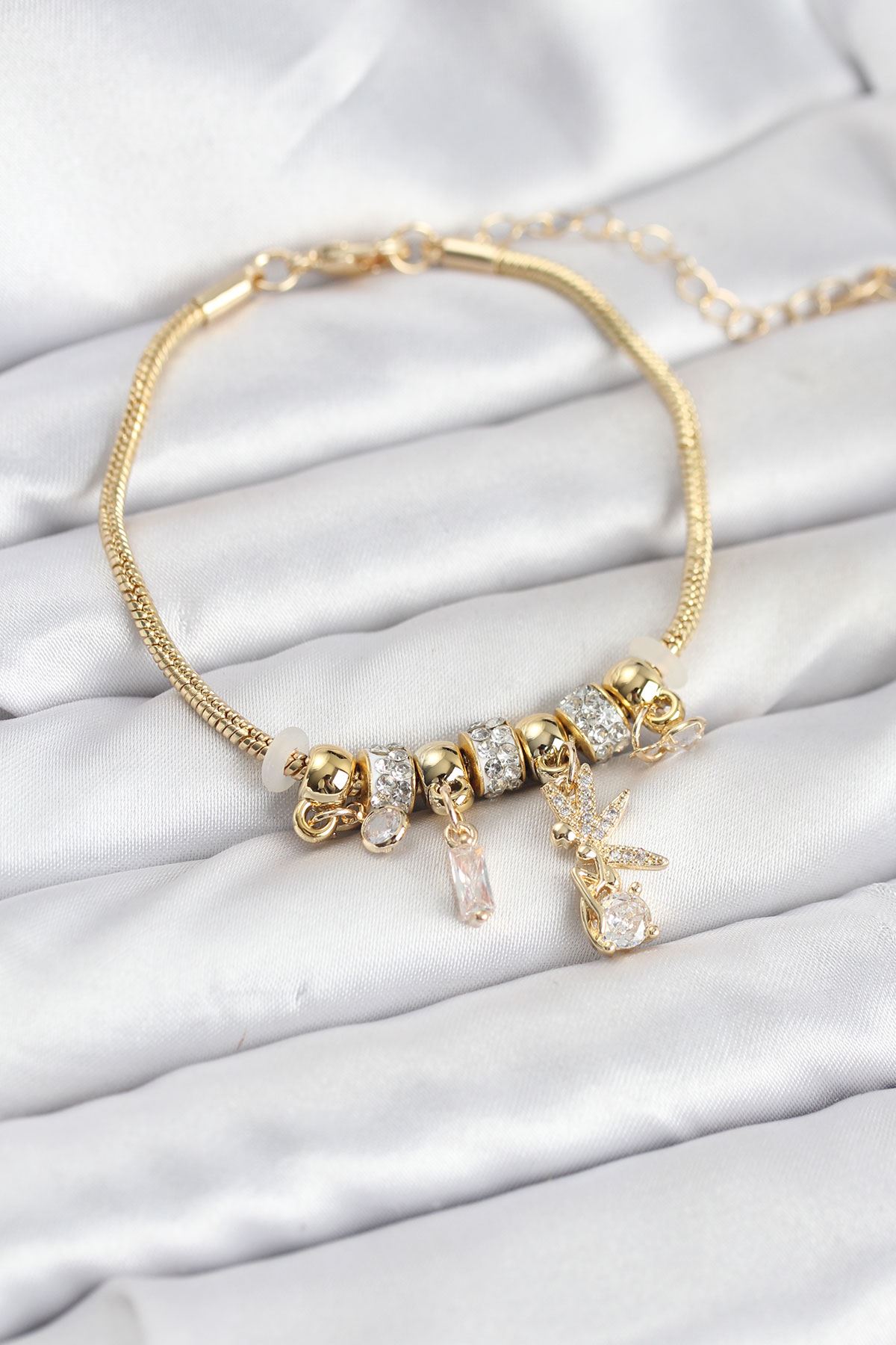 YRTCL Pirinç Gold Renk Tinkerbell Charmlı Kadın Bileklik