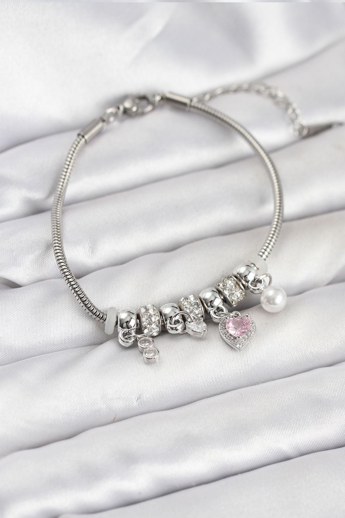 YRTCL Pirinç Gümüş Renk Pembe Kalp Charmlı Kadın Bileklik