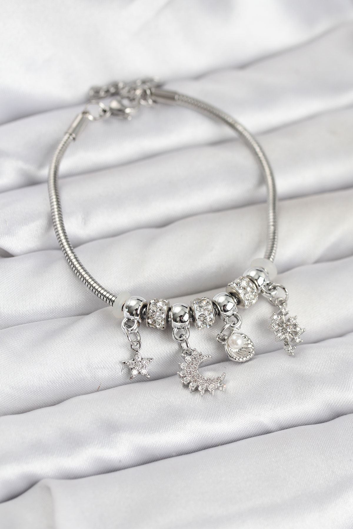 YRTCL Pirinç Gümüş Renk Ay Charm Model Charmlı Kadın Bileklik