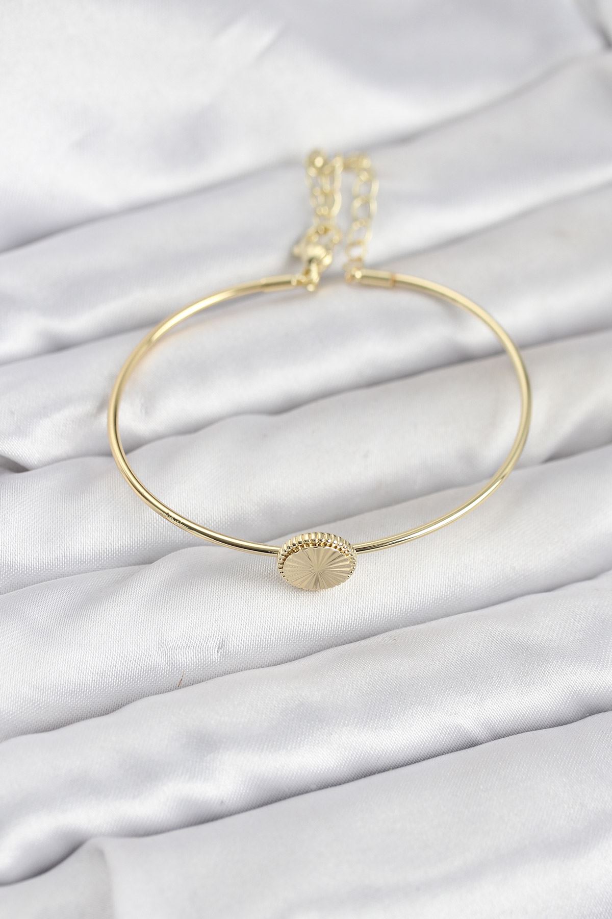 YRTCL Gold Renk Pirinç Model Kadın Bileklik