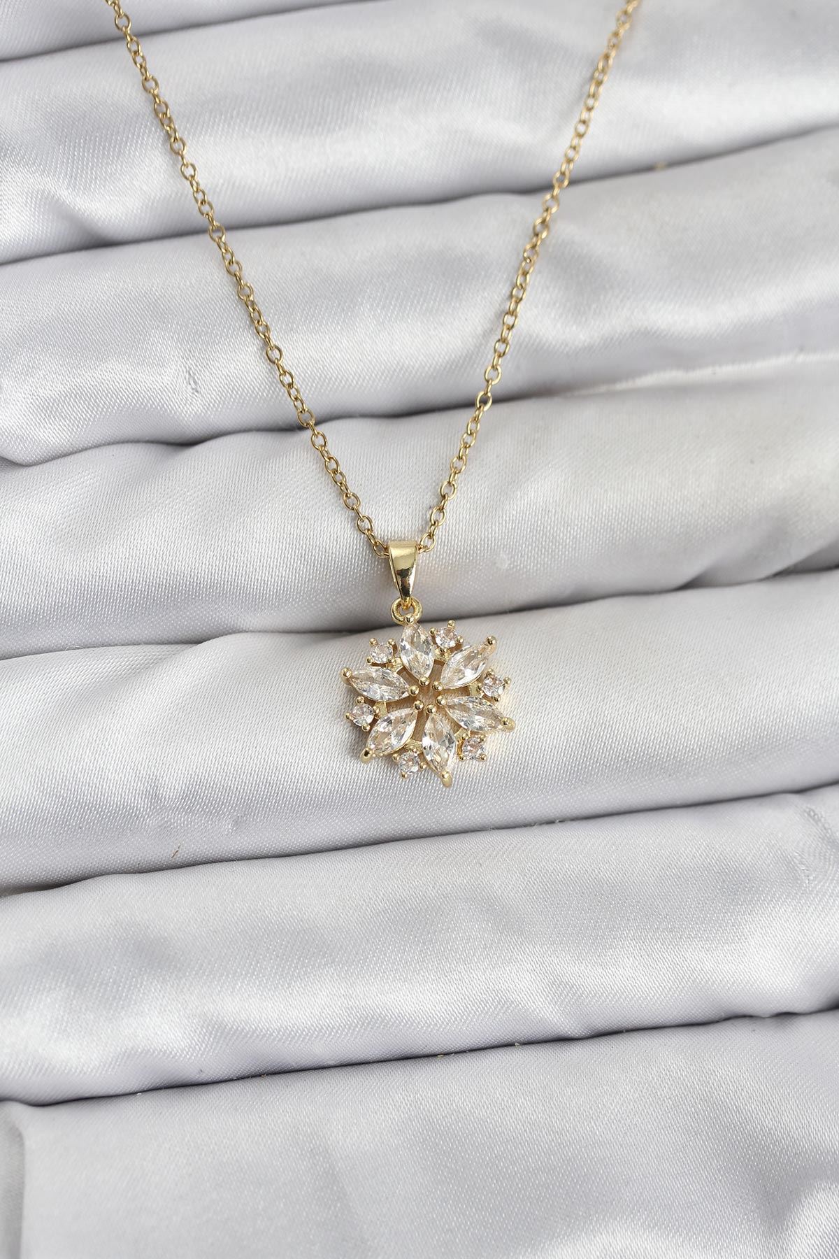 YRTCL 316L Çelik Zincir Gold Renk Lotus Model Zirkon Taşlı Kadın Kolye