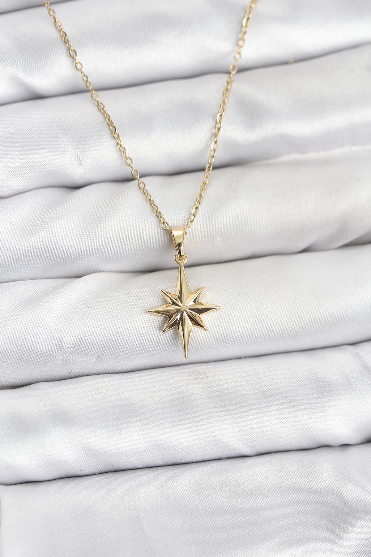 YRTCL 316L Çelik Zincir Gold Renk Kutup Yıldızı Model Kadın Kolye