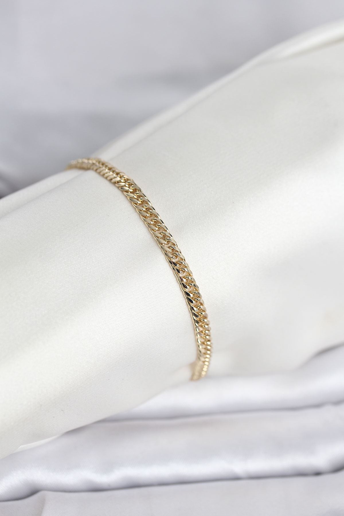 YRTCL CM 14K Gold Renk Zincir Model Kadın Bileklik