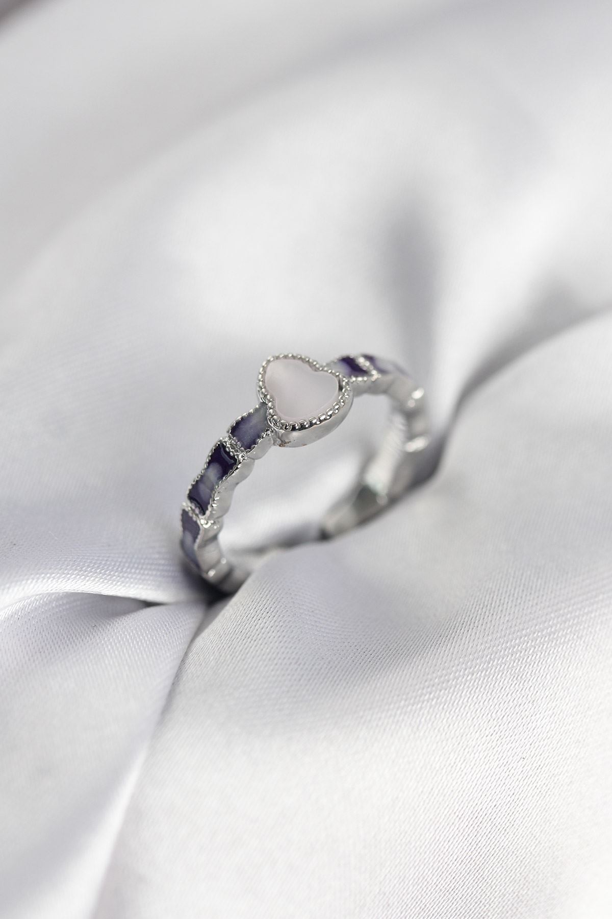 YRTCL Gümüş Renk Mineli Su Kabağı Model Kadın Yüzük