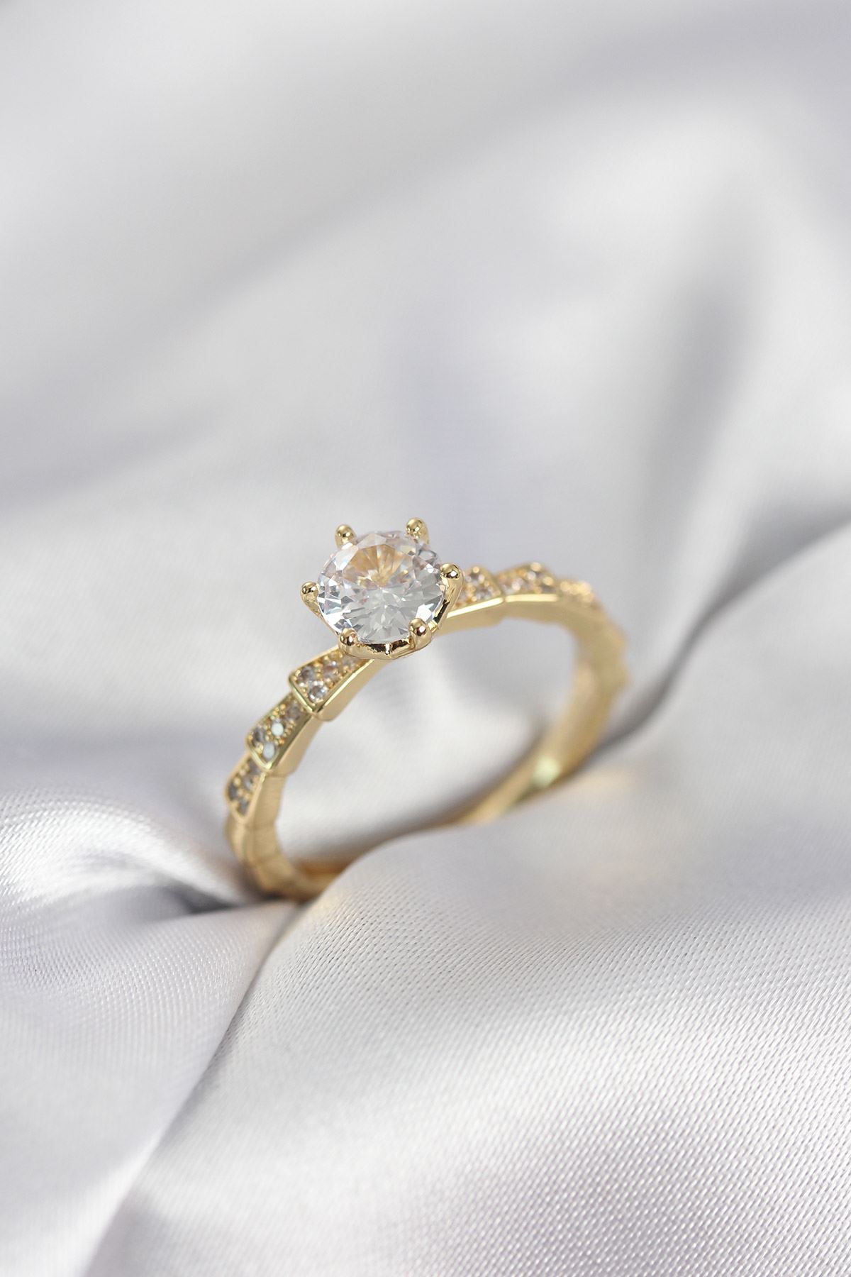 YRTCL Gold Renk Zirkon Taşlı Tek Taş Model Kadın Yüzük