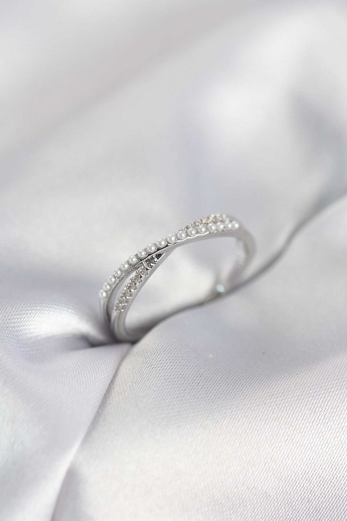 YRTCL İncili ve Zirkon Taşlı Gümüş Renk Kadın Yüzük