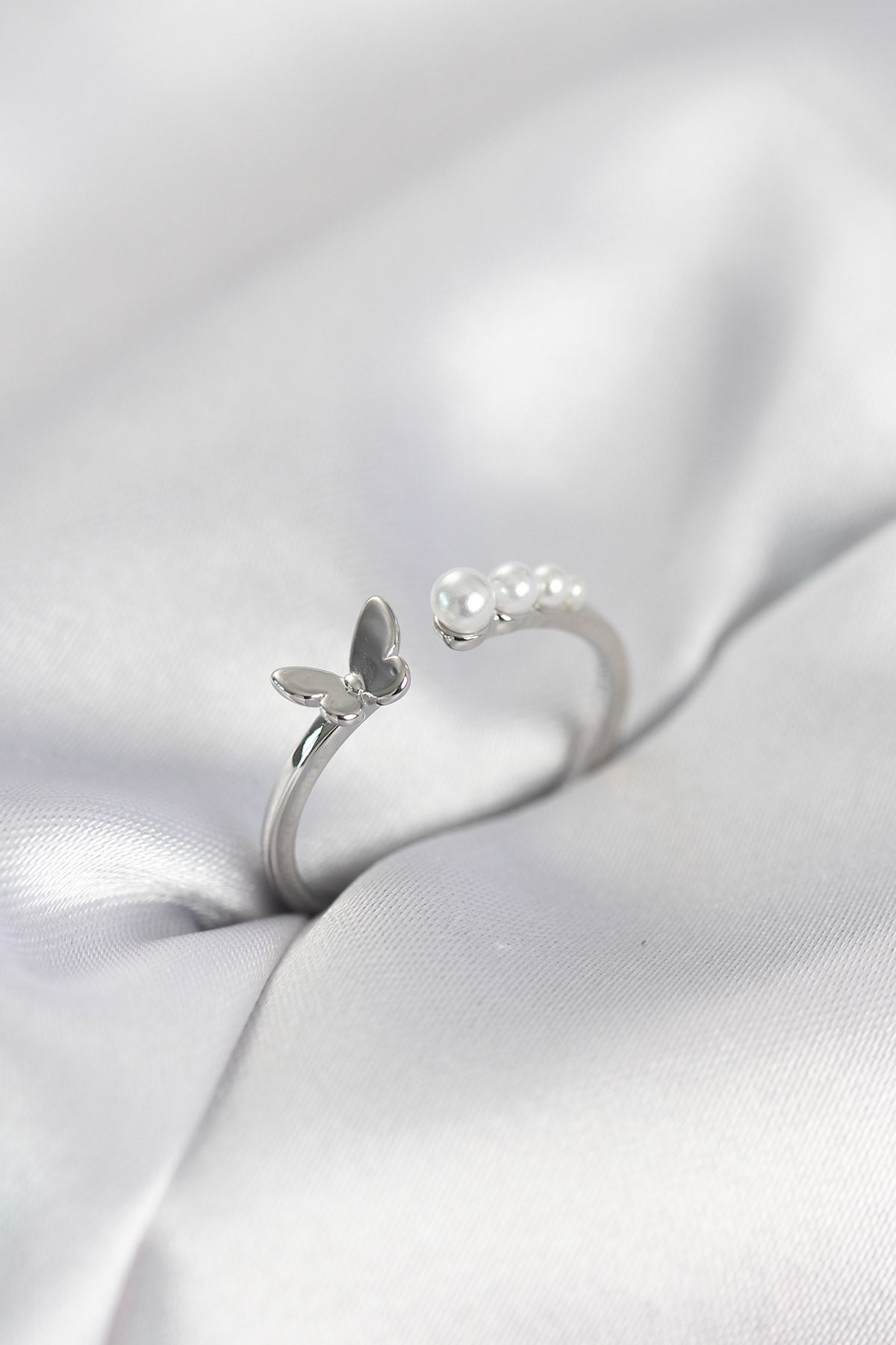 YRTCL İncili Kelebek Model Gümüş Renk Pirinç Kadın Yüzük