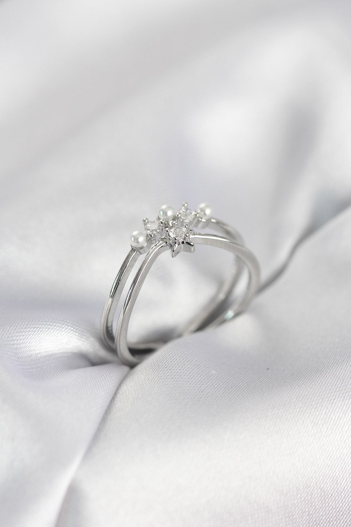 YRTCL Gümüş Renk İncili Yıldız Model Zirkon Taşlı Kadın Yüzük