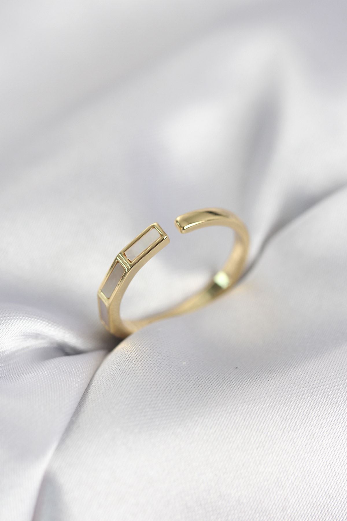 YRTCL Gold Renk Sedefli Çubuk Model Kadın Yüzük