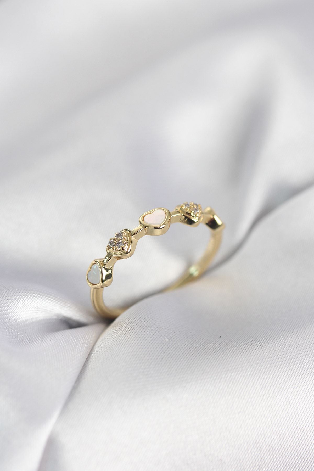 YRTCL Gold Renk Minimal Kalp Model Zirkon Taşlı Pirinç Kadın Yüzük