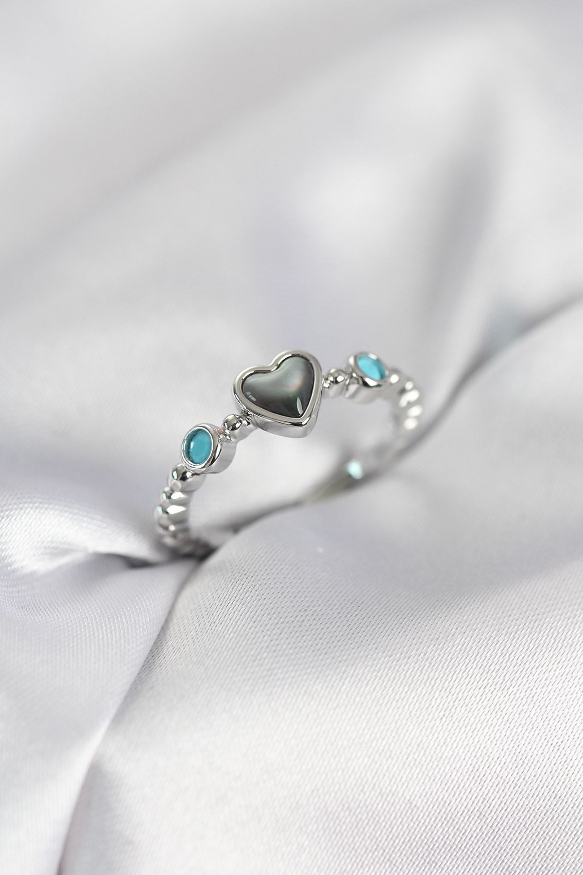 YRTCL Gümüş Renk Hematit Taşlı Kadın Yüzük