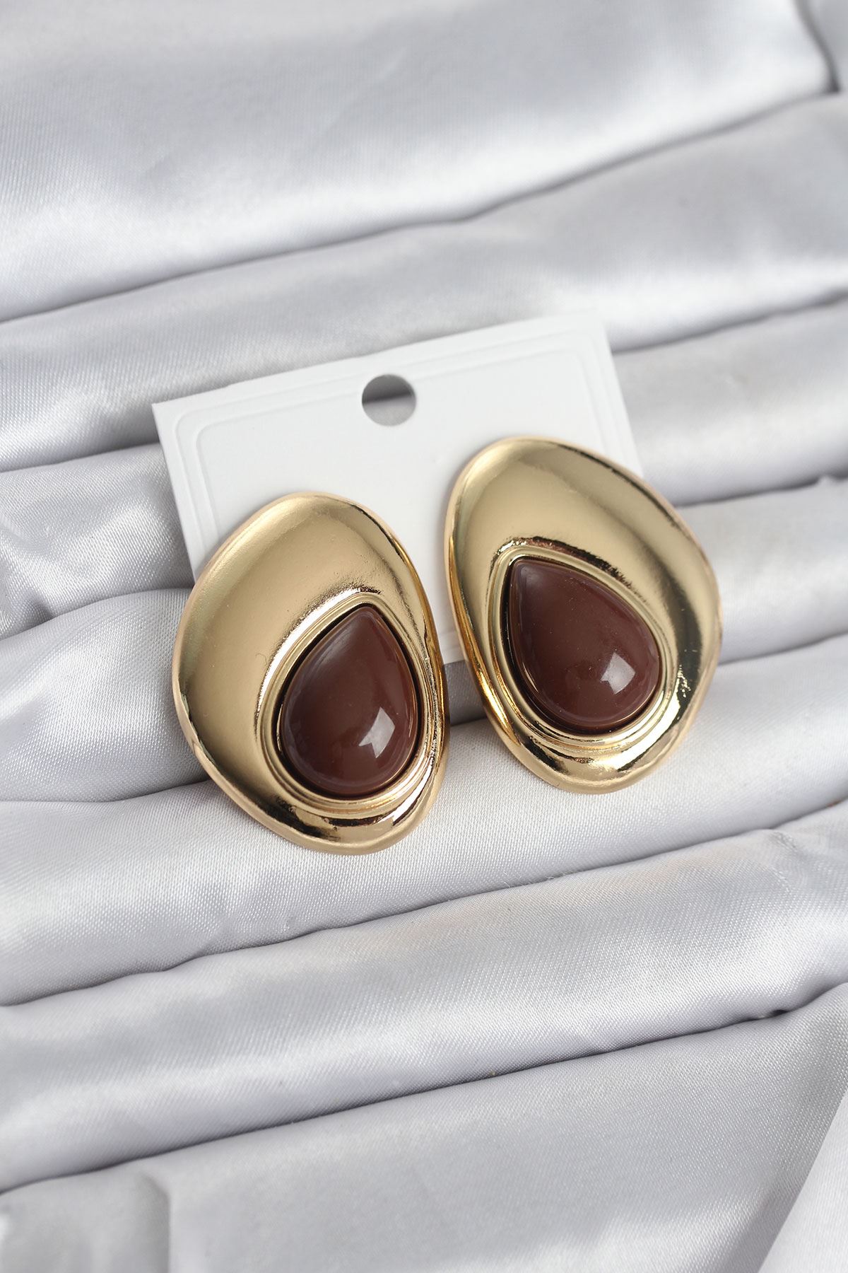 YRTCL Pirinç Gold Renk Kahverengi Taşlı Damla Model Vintage Kadın Küpe