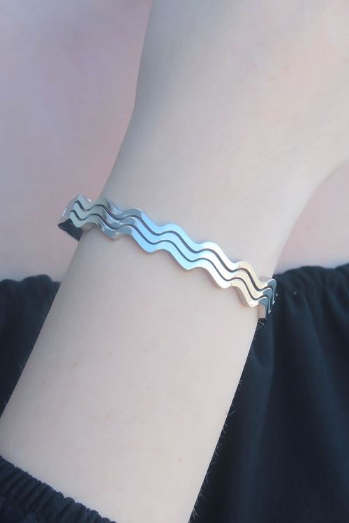 YRTCL 316L Kararmaz Çelik Gümüş Renk Dalga Model Kelepçe Kadın Bileklik