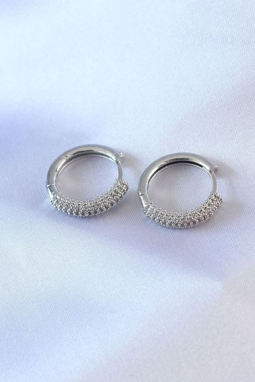 YRTCL Gümüş Renk Zirkon Taşlı Halka Model Pirinç Kadın Küpe