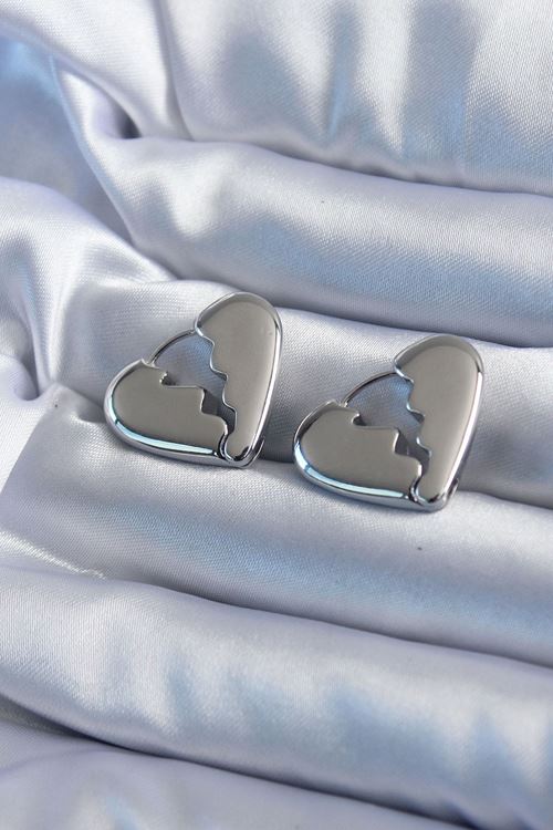 YRTCL Gümüş Renk Kırık Kalp Model Pirinç Kadın Küpe