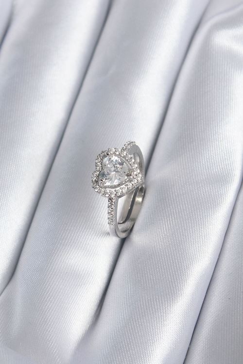 YRTCL Pirinç Gümüş Renk Zirkon Taşlı Kalp Charm Model Kadın Yüzük