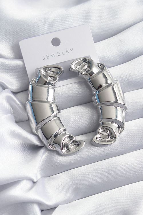 YRTCL Pirinç Gümüş Renk Kruvasan Model Kadın Küpe