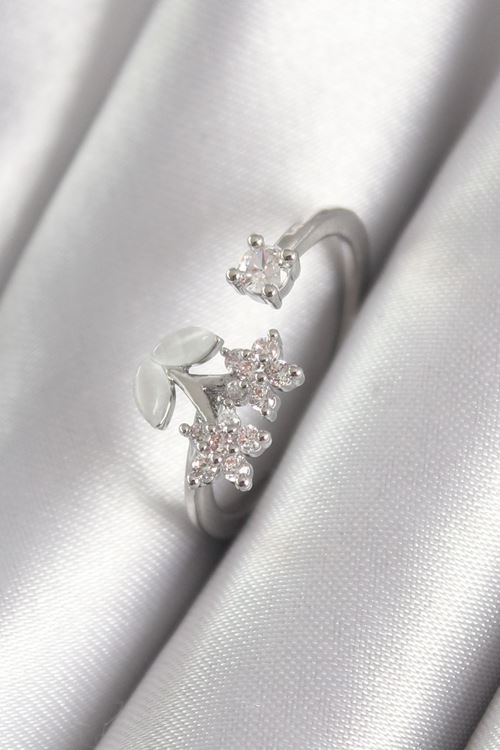 YRTCL Pirinç Gümüş Renk Zirkon Taşlı Çiçek Model Kadın Yüzük