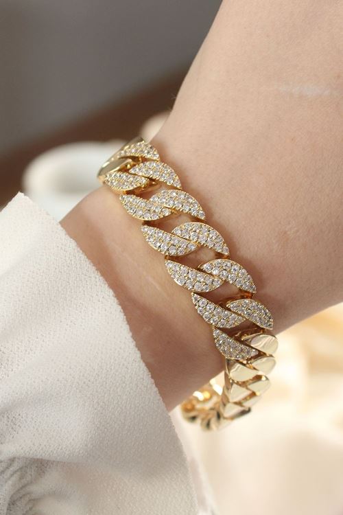 YRTCL Vip Seri Pirinç Ortası Zirkon Taşlı Gold Renk Gurmet Bileklik