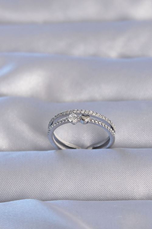 YRTCL Pirinç Gümüş Renk Zirkon Taşlı Kalpli Su Yolu Model Ayarlanabilir Yüzük