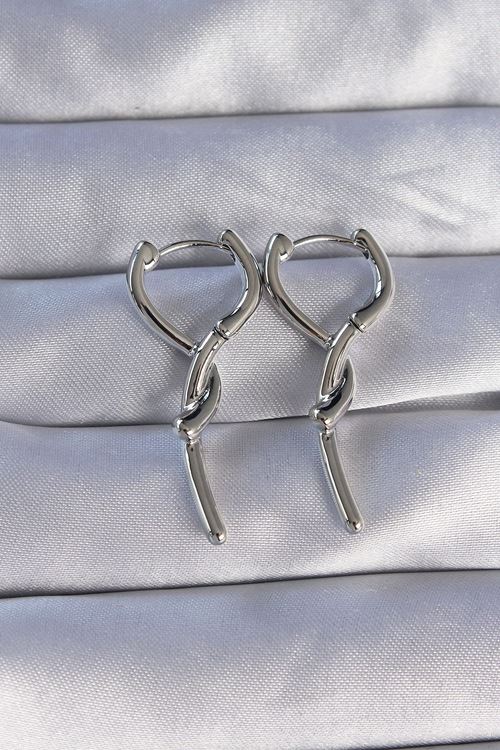 YRTCL Pirinç Gümüş Renk Sarmal Çubuk Tasarımlı Uzun Küpe