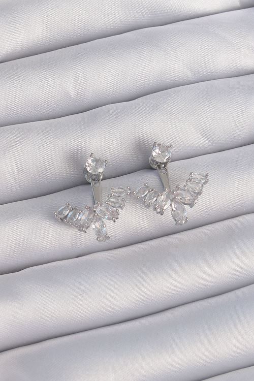 YRTCL Pirinç Gümüş Renk Zirkon Taşlı V Model Küpe