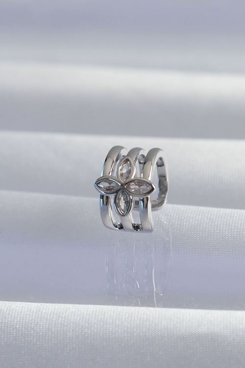 YRTCL Pirinç Gümüş Renk Yonca Earcuff Küpe