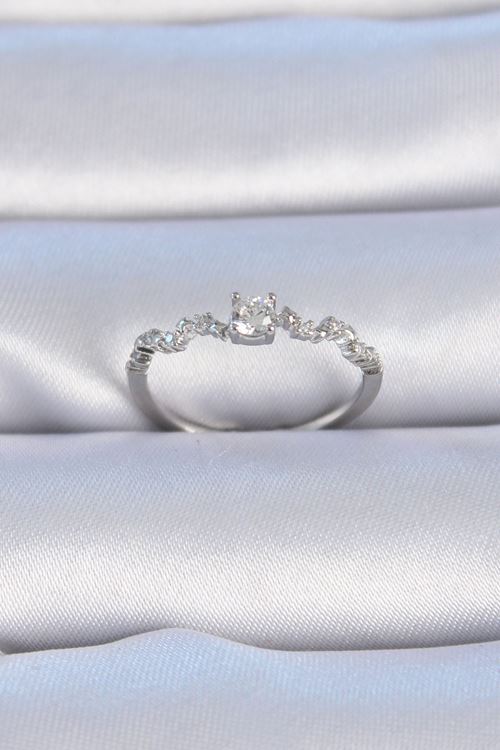 YRTCL Pirinç Gümüş Renk Zirkon Taşlı Tek Taş Model Kadın Yüzük