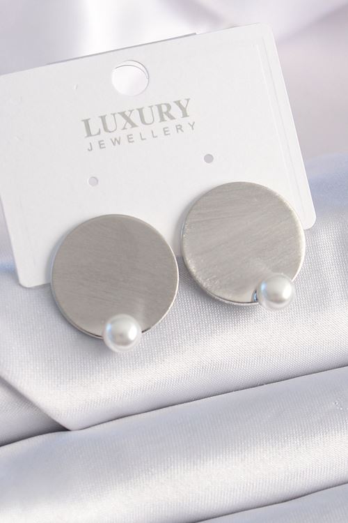 YRTCL Pirinç Gümüş Renk Plaka Model İnci Detay Kadın Küpe