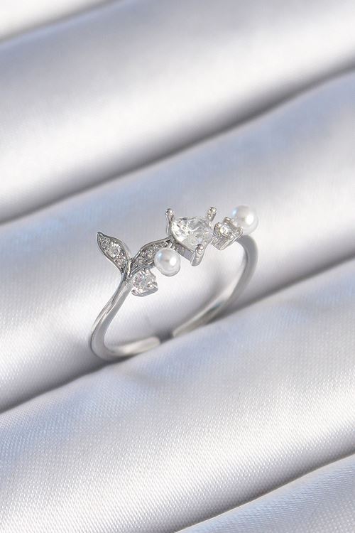 YRTCL Pirinç Gümüş Renk Zirkon Taşlı Kalp Yaprak Model İnci Detay Kadın Yüzük