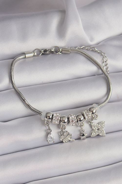 YRTCL Pirinç Gümüş Renk Zincir Sallantı Zirkon Taşlı Yonca Figür Charm Bileklik