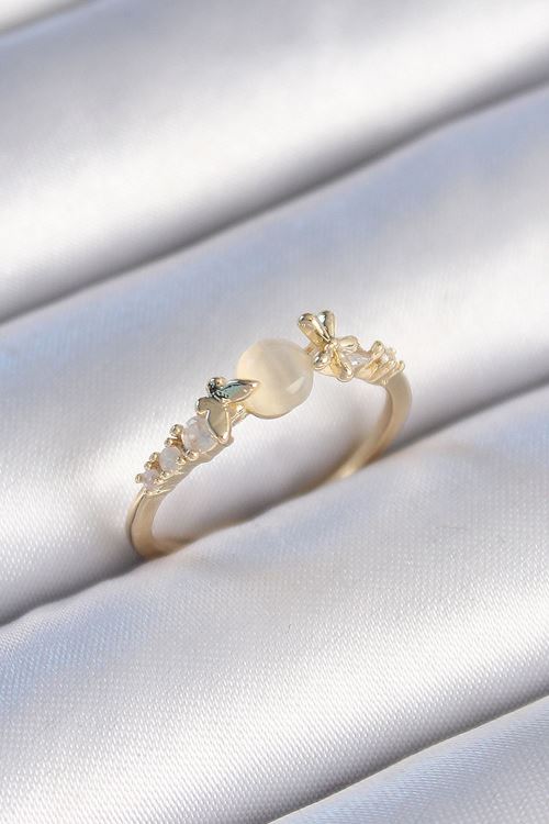 YRTCL Pirinç Gold Renk Zirkon Taşlı Beyaz Mineli Kelebek Detay Kadın Yüzük